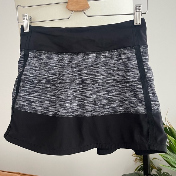 Lululemon Pace Rival Skirt II - Picture 2 of 4